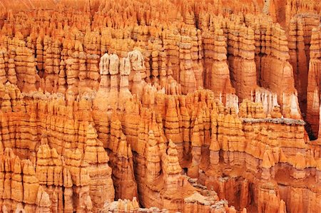 simsearch:400-04211400,k - Bryce Canyon National Park, seen  from Sunset Point, is a giant natural amphitheater Foto de stock - Super Valor sin royalties y Suscripción, Código: 400-04022680