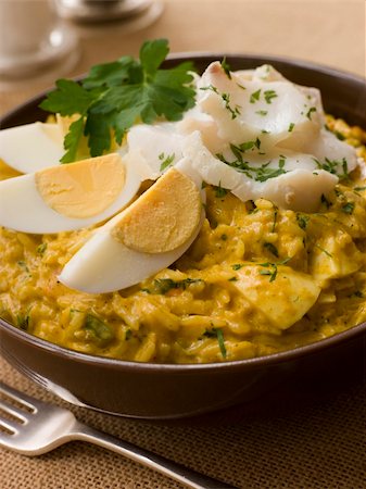 simsearch:400-04034516,k - Bowl of Smoked Haddock Kedgeree Stock Photo - Budget Royalty-Free & Subscription, Code: 400-04034402