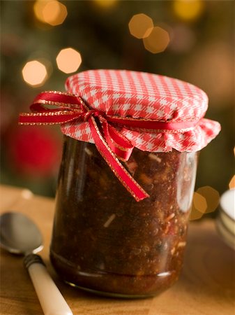 Jar of Mincemeat Photographie de stock - Aubaine LD & Abonnement, Code: 400-04034774