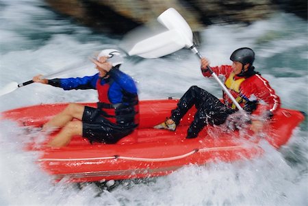 simsearch:400-04536316,k - Two people paddling inflatable boat down rapids Foto de stock - Super Valor sin royalties y Suscripción, Código: 400-04037292