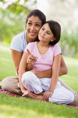simsearch:400-04043055,k - Mother and daughter in park together Stock Photo - Budget Royalty-Free & Subscription, Code: 400-04038329