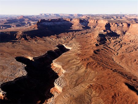 simsearch:400-04169693,k - Aerial landscape of canyon in Canyonlands National Park, Utah, United States. Photographie de stock - Aubaine LD & Abonnement, Code: 400-04039529