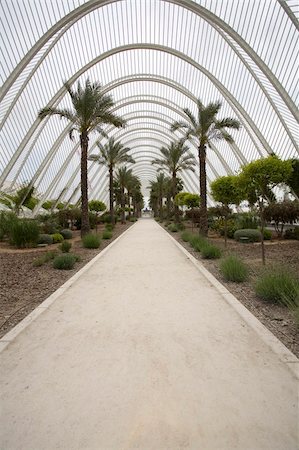 L Umbracle Garden in Valencia, Spain. Foto de stock - Super Valor sin royalties y Suscripción, Código: 400-04030706