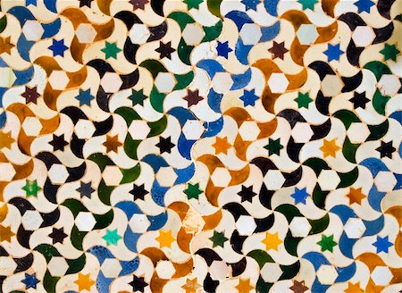 simsearch:400-05684394,k - A view of decorative ceramic artwork found on a wall at the Alhambra castle in Granada, Spain.  Suitable for an abstract background. Foto de stock - Royalty-Free Super Valor e Assinatura, Número: 400-04031283