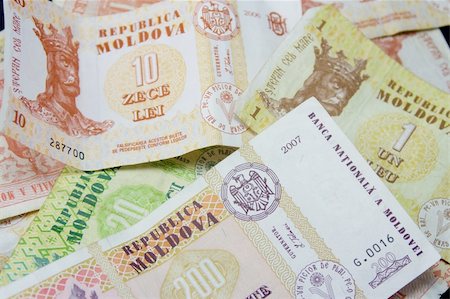 Moldovan banknotes of various denominations. Moldovan leu (MDL) is the national currency of Republic of Moldova. Fotografie stock - Microstock e Abbonamento, Codice: 400-04031691