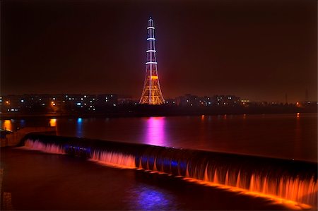 simsearch:400-08152599,k - Electricity in Rural China, Radio Tower, waterfal at night with lightsl, Fushun City, Liaoning Province, China Photographie de stock - Aubaine LD & Abonnement, Code: 400-04032745