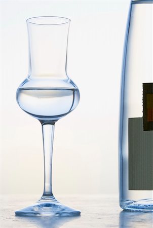 Glass of Grappa Photographie de stock - Aubaine LD & Abonnement, Code: 400-04033249