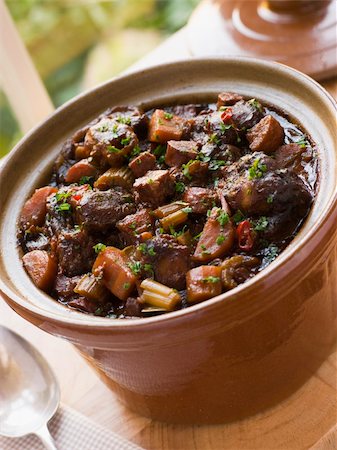 pimentón - Oxtail Stew Stock Photo - Budget Royalty-Free & Subscription, Code: 400-04033744