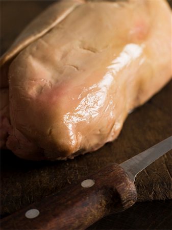 Lobe of Foie Gras on a Chopping Board Stock Photo - Budget Royalty-Free & Subscription, Code: 400-04033916