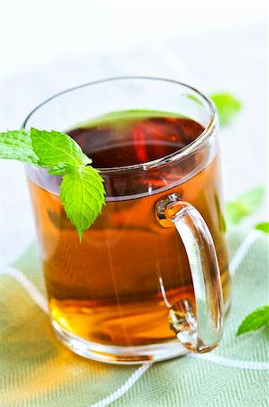 simsearch:400-06554630,k - Cup of fresh herbal mint tea with peppermint leaves Stock Photo - Budget Royalty-Free & Subscription, Code: 400-04044872
