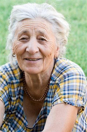 Portrait of happy senior woman Stock Photo - Budget Royalty-Free & Subscription, Code: 400-04040451