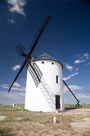 simsearch:400-04066912,k - white mill on the country of la mancha in spain Stock Photo - Budget Royalty-Free & Subscription, Code: 400-04059486