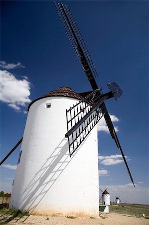 simsearch:400-04066912,k - white mill on the country of la mancha in spain Stock Photo - Budget Royalty-Free & Subscription, Code: 400-04059488