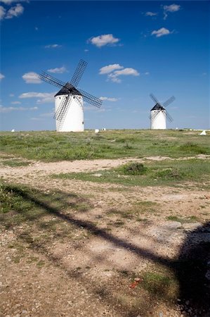 simsearch:400-04066912,k - group of white mills in la mancha spain Stock Photo - Budget Royalty-Free & Subscription, Code: 400-04059489