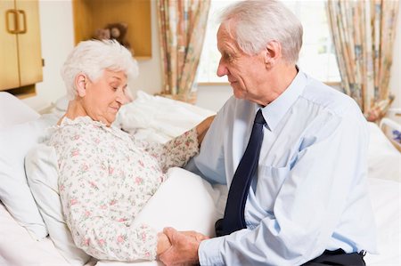simsearch:400-04307817,k - Senior Man Visiting His Wife In Hospital Stock Photo - Budget Royalty-Free & Subscription, Code: 400-04050839