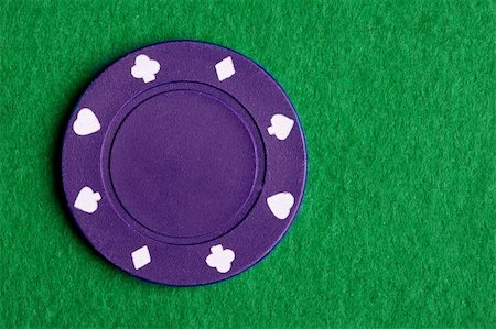 simsearch:400-04672615,k - A $500 purple poker chip Stock Photo - Budget Royalty-Free & Subscription, Code: 400-04053101