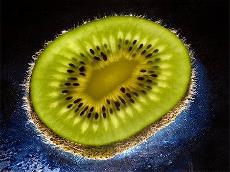 simsearch:400-06880740,k - fine image close up of kiwi background abstract Foto de stock - Super Valor sin royalties y Suscripción, Código: 400-04053749