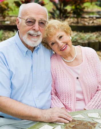 simsearch:400-05234340,k - Beautiful senior couple in love in an outdoor setting. Stock Photo - Budget Royalty-Free & Subscription, Code: 400-04065017