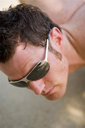 eyedear (artist) - caucasian man with sunglasses Stock Photo - Budget Royalty-Free & Subscription, Code: 400-04060369