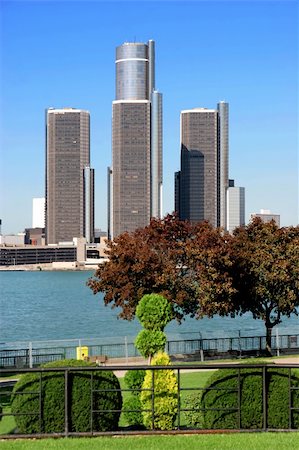 fleuve détroit - view of Detroit skyline from Windsor, Ontario Photographie de stock - Aubaine LD & Abonnement, Code: 400-04061048