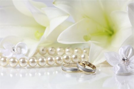simsearch:400-04574409,k - Wedding still life in white Stock Photo - Budget Royalty-Free & Subscription, Code: 400-04062273