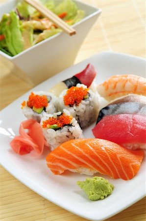 simsearch:700-01199871,k - Lunch of assorted sushi and green salad Stock Photo - Budget Royalty-Free & Subscription, Code: 400-04063398