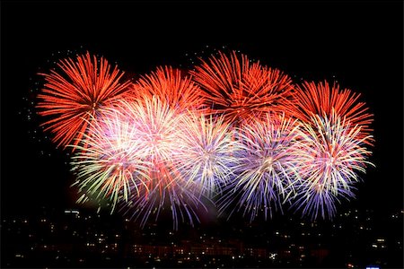 rocket flames - Colorful fireworks display. Photographie de stock - Aubaine LD & Abonnement, Code: 400-04063810