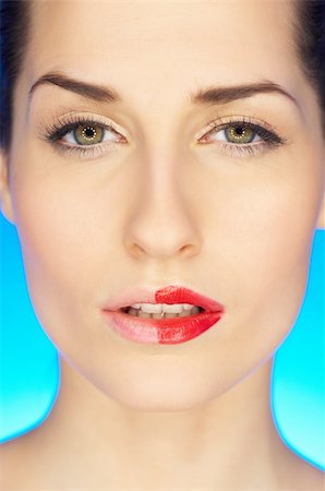 simsearch:400-03983962,k - Portrait of beautiful woman with red lipstick Fotografie stock - Microstock e Abbonamento, Codice: 400-04083902