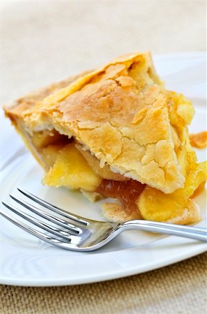 Slice of fresh apple pie on a plate Stock Photo - Budget Royalty-Free & Subscription, Code: 400-04093539