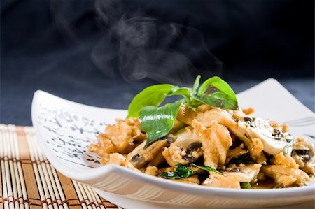 chinese stir fry chicken and mushroom Stock Photo - Budget Royalty-Free & Subscription, Code: 400-04107939