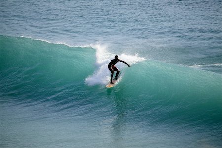 simsearch:400-04108589,k - Young men - the surfer in ocean. Bali. Indonesia Foto de stock - Super Valor sin royalties y Suscripción, Código: 400-04109228