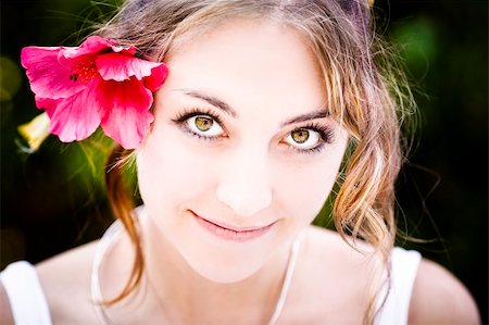 single caucasian girls in hawaii - Beautiful eastern european woman with stunning eyes and pink hibiscus in her hair. Stock Photo - Budget Royalty-Free & Subscription, Code: 400-04109417