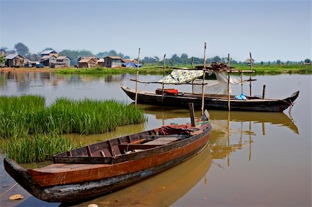 Kompong Chhang Fishing Village located  on the Tonle Sap River north of Phnom Penh, Cambodia Stock Photo - Budget Royalty-Free & Subscription, Code: 400-04100895