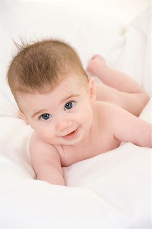 simsearch:400-06139772,k - A very cute happy Caucasian baby boy Photographie de stock - Aubaine LD & Abonnement, Code: 400-04100912