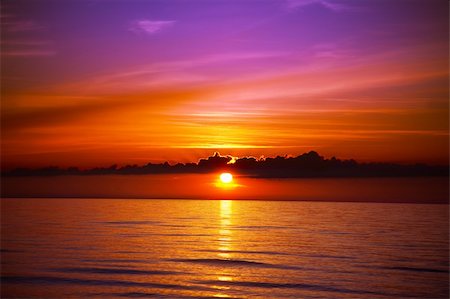 simsearch:400-04290417,k - Beautiful sunset on the beach Stock Photo - Budget Royalty-Free & Subscription, Code: 400-04114370