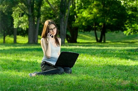 simsearch:6109-06003526,k - student with notebook in the park Stock Photo - Budget Royalty-Free & Subscription, Code: 400-04116880