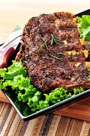 slab of roast - Plate of spare ribs and greens for dinner Stock Photo - Budget Royalty-Free & Subscription, Code: 400-04111117