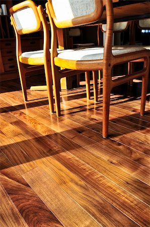 simsearch:400-04064749,k - Hardwood walnut floor in residential home dining room Stock Photo - Budget Royalty-Free & Subscription, Code: 400-04113144