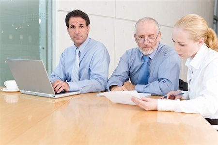 simsearch:400-04106006,k - business group meeting Stock Photo - Budget Royalty-Free & Subscription, Code: 400-04113346
