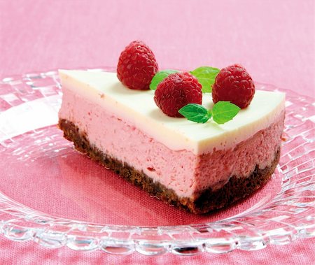 Raspberry cheesecake Foto de stock - Super Valor sin royalties y Suscripción, Código: 400-04125878