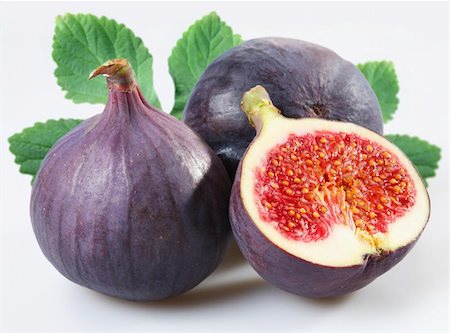 figs on a white background Foto de stock - Royalty-Free Super Valor e Assinatura, Número: 400-04141034