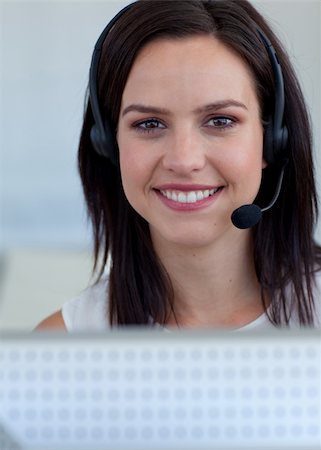 simsearch:400-03990860,k - Portrait of a businesswoman working in a call centre Photographie de stock - Aubaine LD & Abonnement, Code: 400-04150320