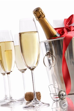simsearch:400-05027600,k - Glasses with Champagne in ice bucket and gift Stock Photo - Budget Royalty-Free & Subscription, Code: 400-04164390