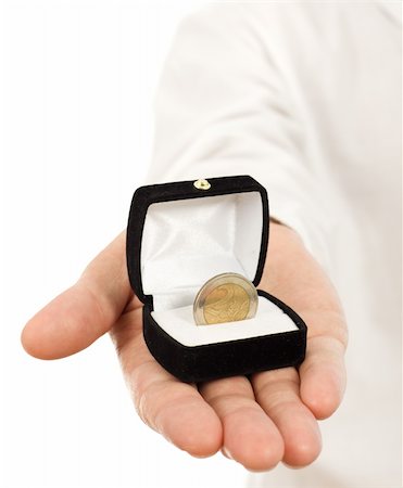 Attractive business offer with euro coin in jewelry gift box - isolated, closeup Photographie de stock - Aubaine LD & Abonnement, Code: 400-04164709