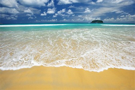 simsearch:400-05897554,k - Beautiful beach landscape in Thailand Foto de stock - Super Valor sin royalties y Suscripción, Código: 400-04166793