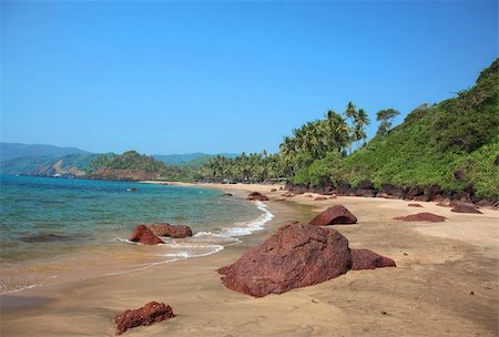 simsearch:400-04334311,k - beautiful tropical sand wild beach (photo) Stockbilder - Microstock & Abonnement, Bildnummer: 400-04163061