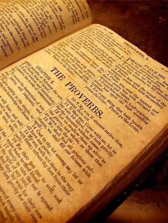 simsearch:400-04731683,k - Close up of old Holy bible book Stock Photo - Budget Royalty-Free & Subscription, Code: 400-04178085