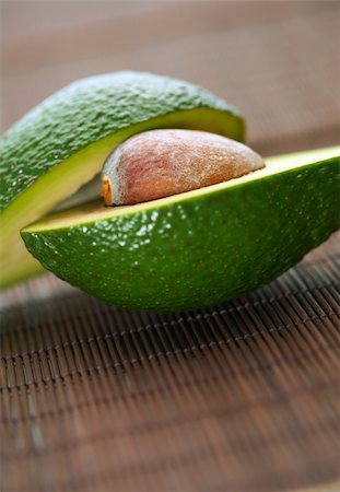 Close-up avocado sliced in half Stock Photo - Budget Royalty-Free & Subscription, Code: 400-04170121