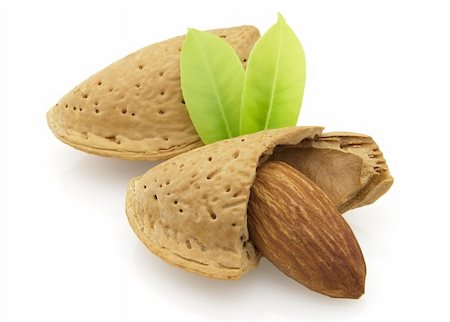 simsearch:400-04173906,k - Fresh almonds Stock Photo - Budget Royalty-Free & Subscription, Code: 400-04173887