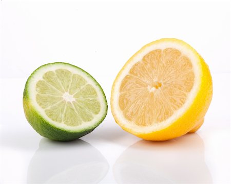 simsearch:400-08814206,k - Lemon and Lime on white background Photographie de stock - Aubaine LD & Abonnement, Code: 400-04185373